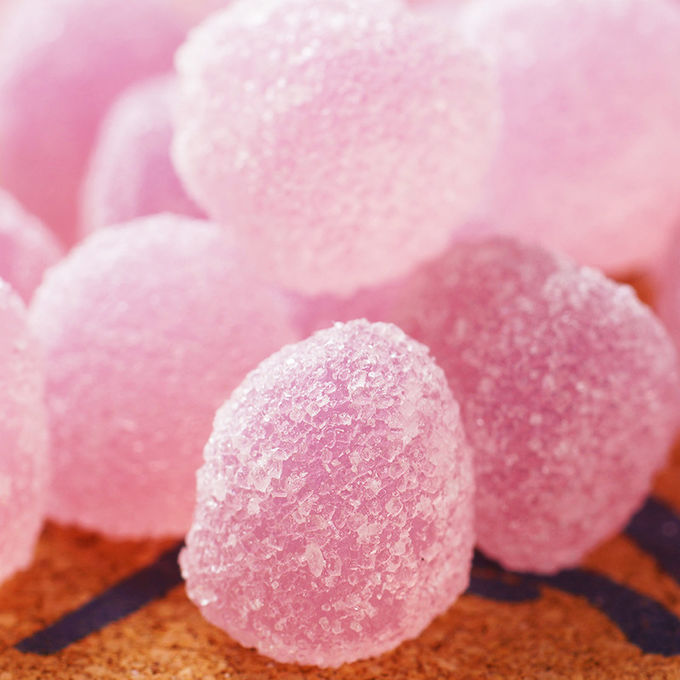 Trauben-Aroma-kundenspezifische gummiartige Süßigkeit, Gelatine-gummiartige Ball-Süßigkeit in der Flasche